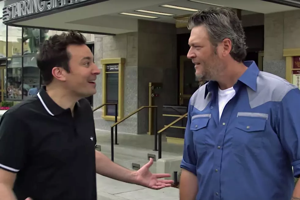 Blake Shelton Unimpressed With Jimmy Fallon’s Universal Orlando Attraction